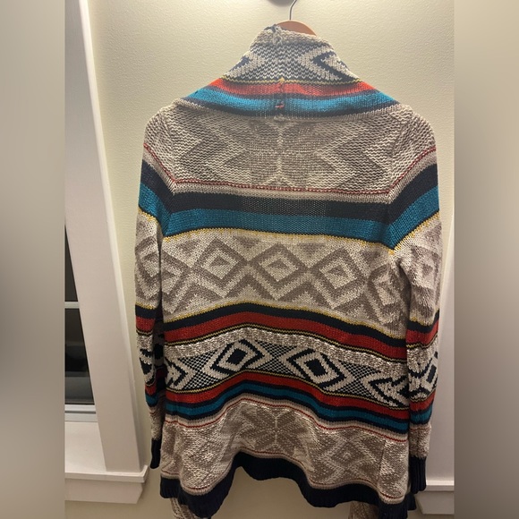 Aztec pattern sweater - Picture 2 of 3